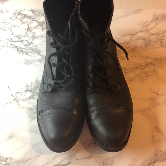 short black lace up boots